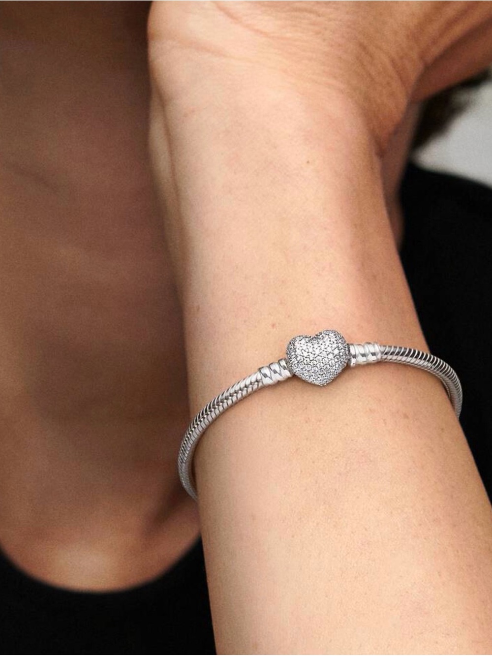 NWT Pandora Silver Rhinestone Heart Cable Snake Chain Bracelet